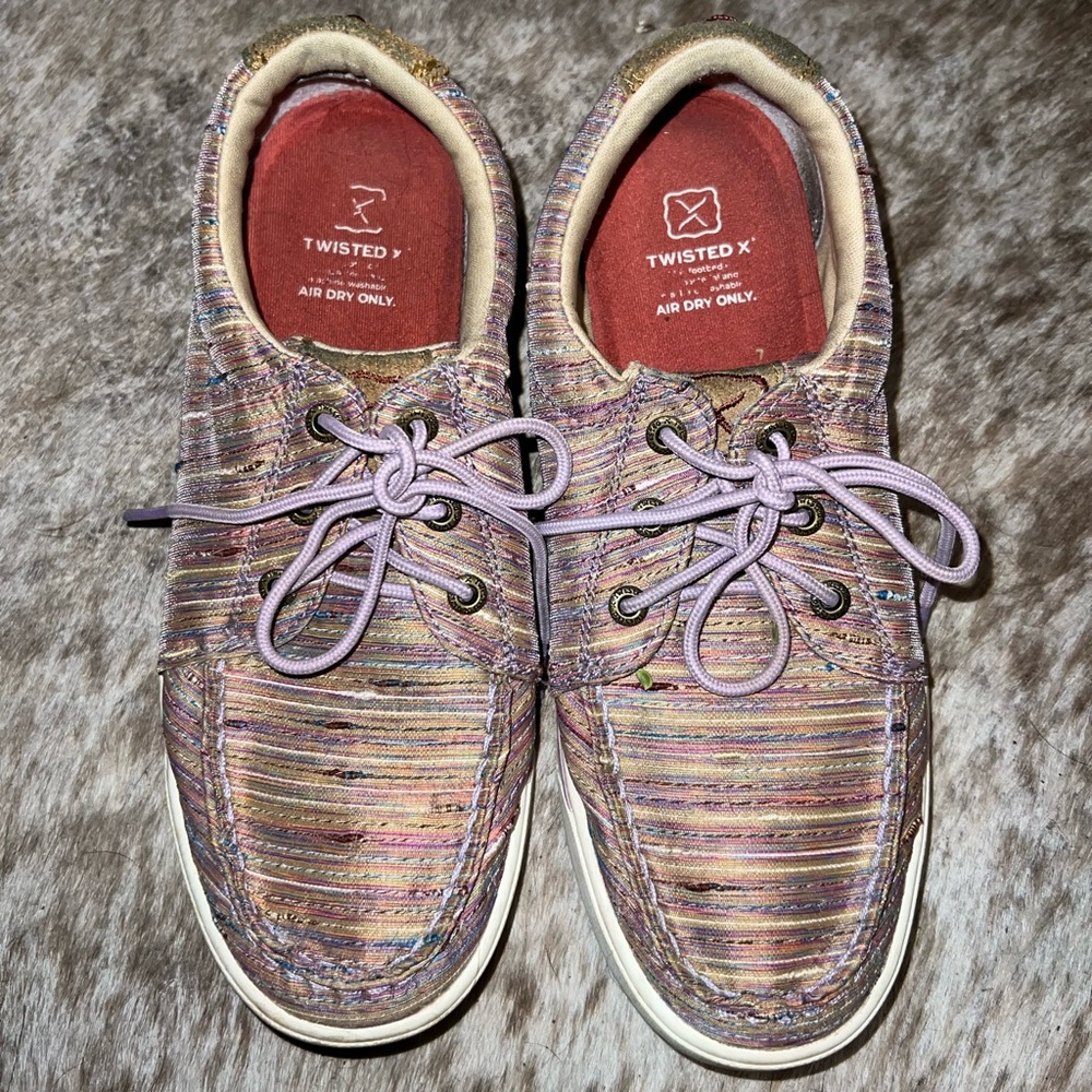 Twisted X Multicolor Lace Up Kicks Size 7